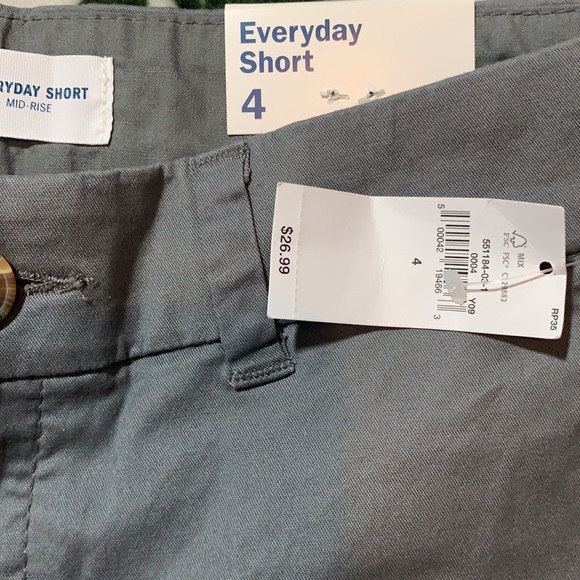 NWT Old Navy Everyday Grey Shorts - Picture 7 of 7